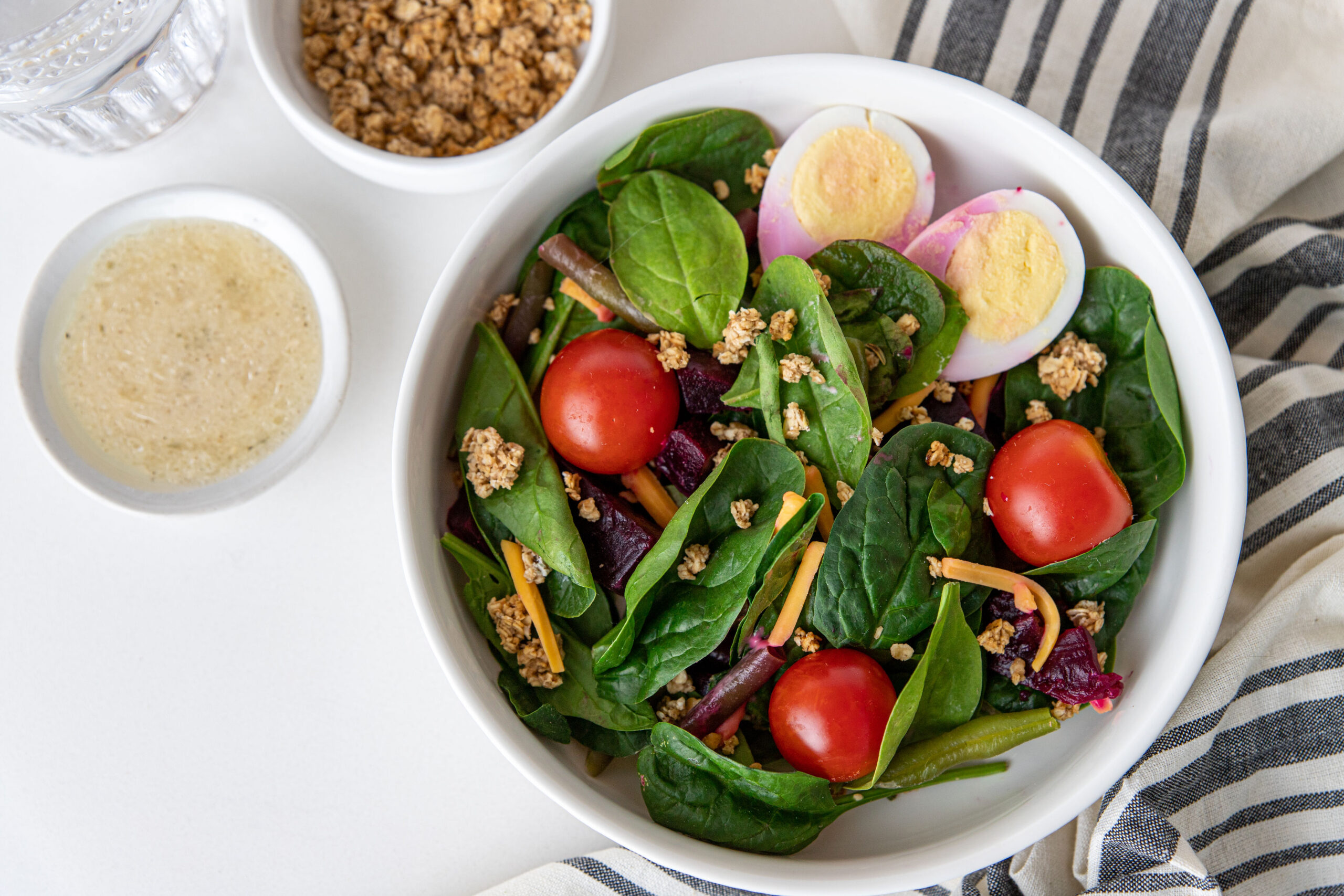 fresh, healthy, fully prepared meals, gourmet spinach salad