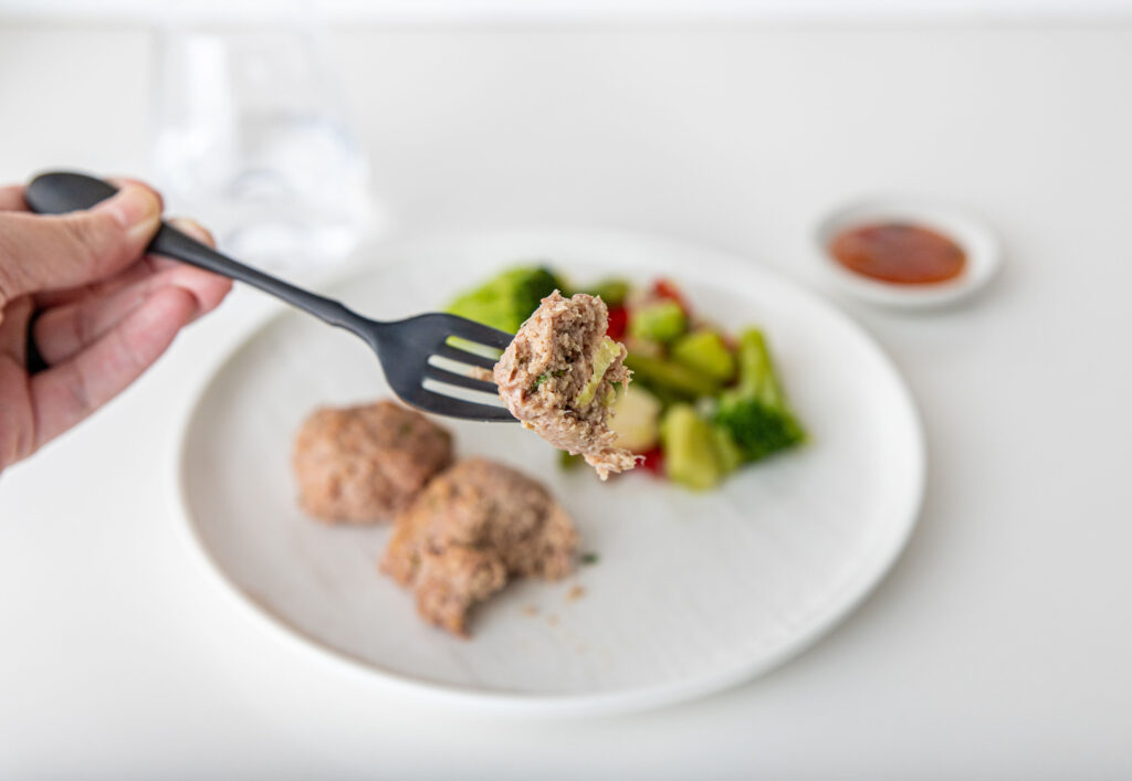 fresh, healthy, fully prepared meals, turkey meatballs with sweet & sour sauce